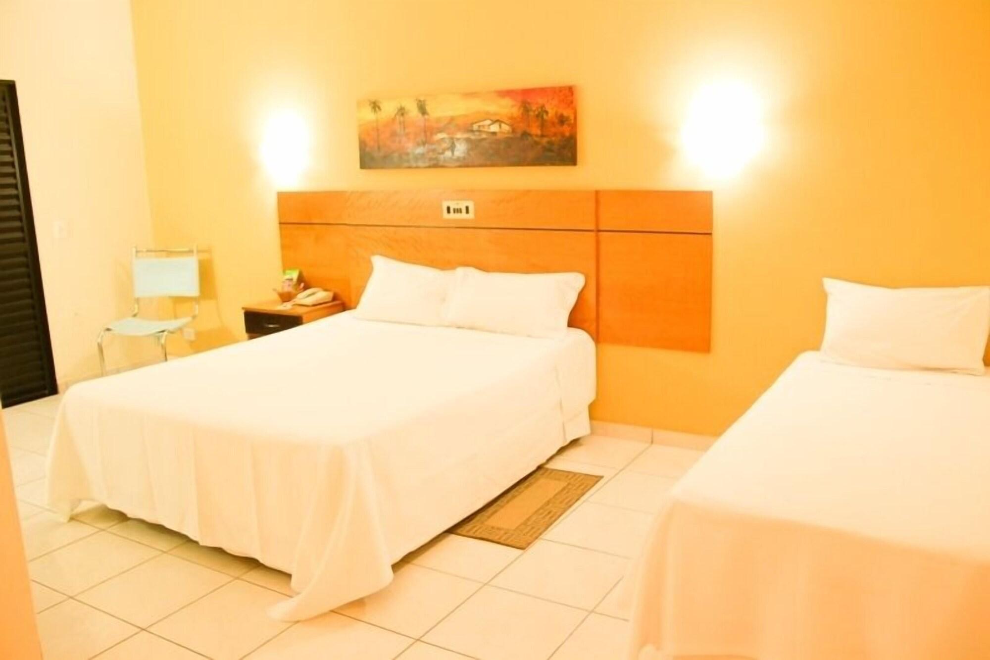 Real Palace Hotel Três Lagoas Екстериор снимка